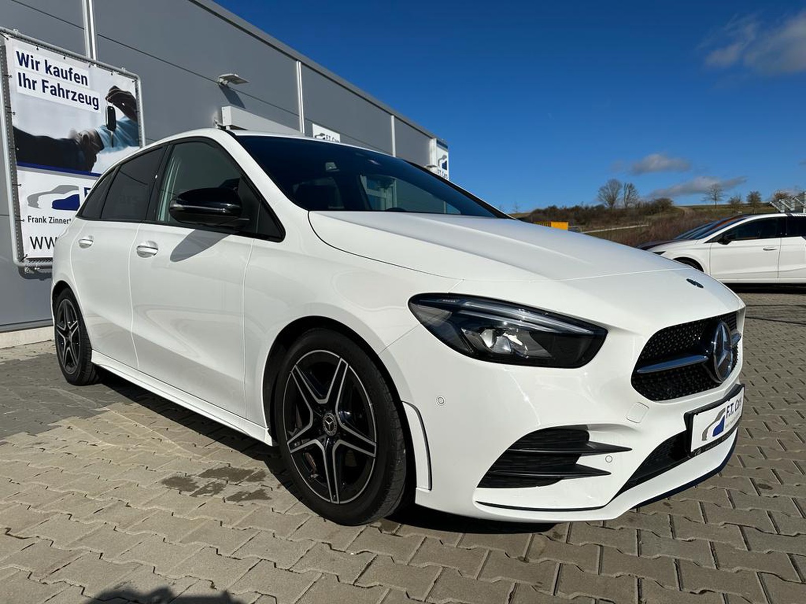 Mercedes-Benz B 200 7G-DCT AMG Sportpaket AHK/LED/NAVI/SHZ