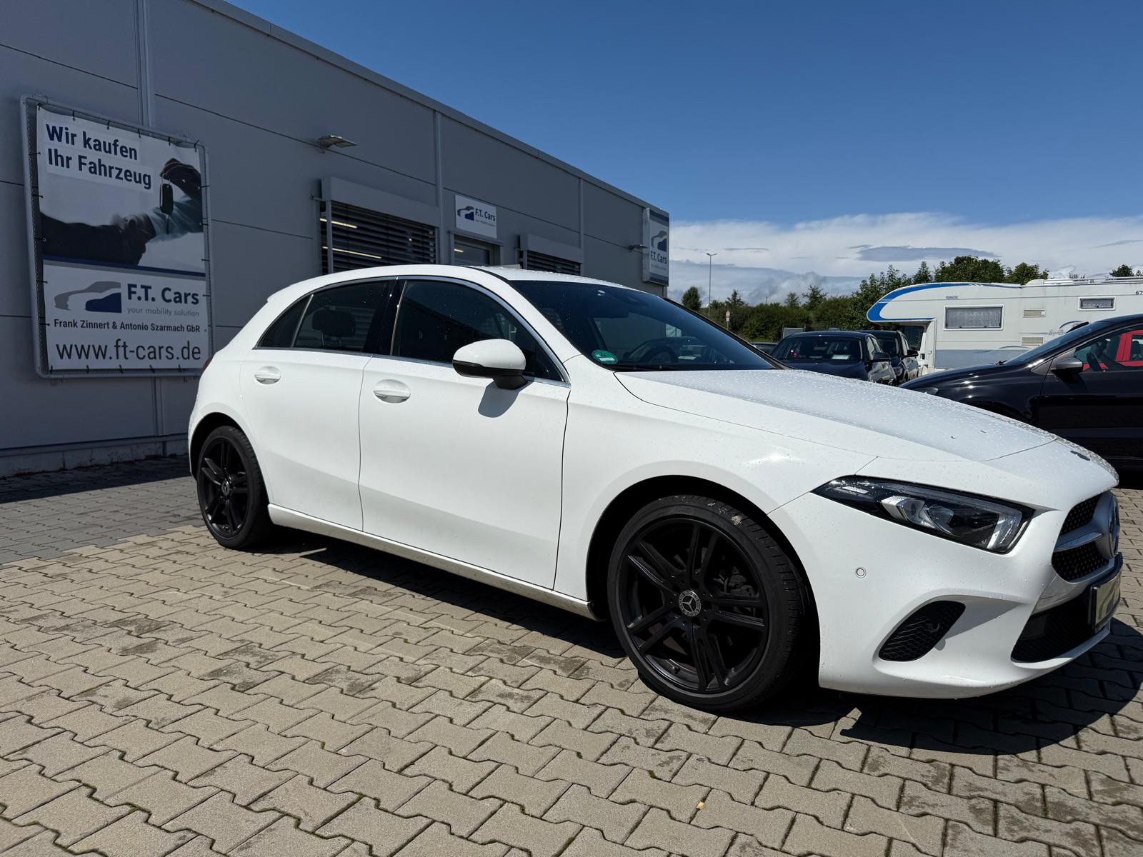 Mercedes-Benz A 200 Navi/LED/SHZ/PDC