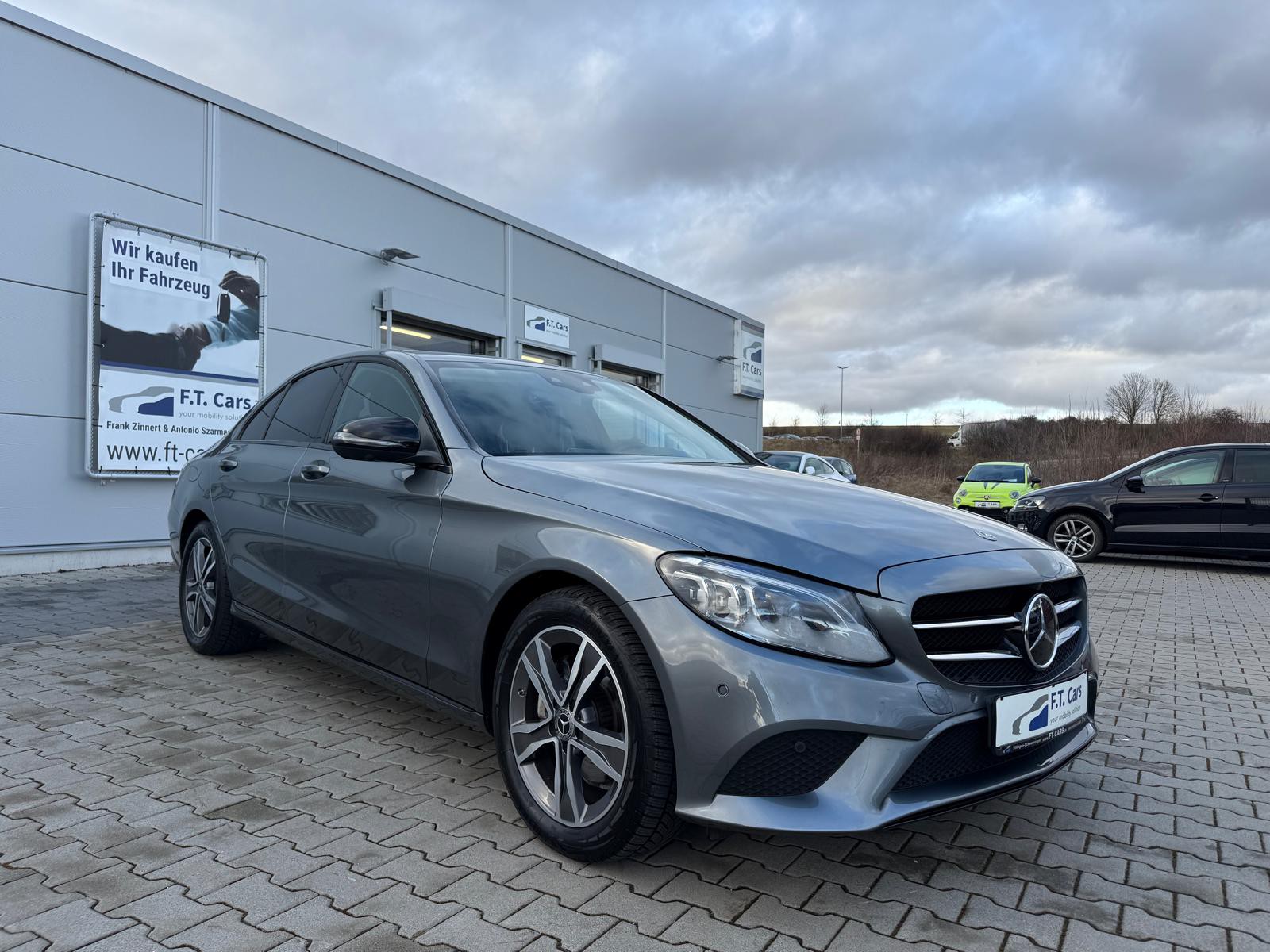 Mercedes-Benz C 200 Avantgarde ACC/Night/LED/Wide