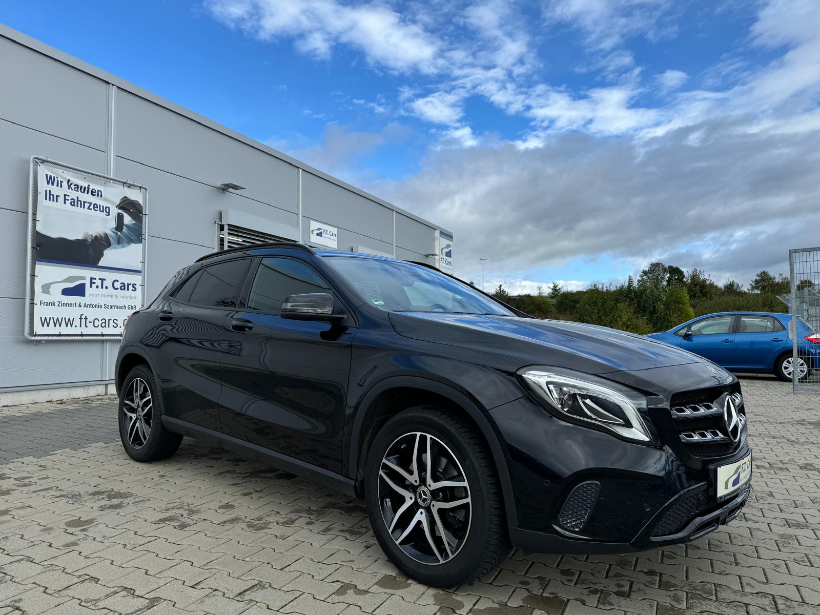 Mercedes-Benz GLA 220 4Matic 2.0 I Navi/Night-Paket/LED