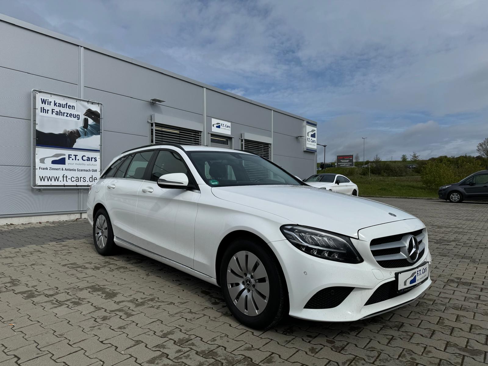 Mercedes-Benz C 200 T d NAVI/LED/AHK