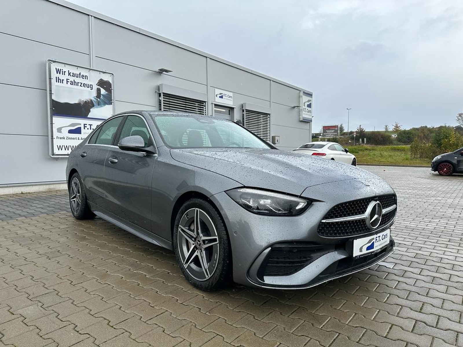 Mercedes-Benz C 180 9G-Tronic AMG Line SSD(Glas)/Navi/SHZ