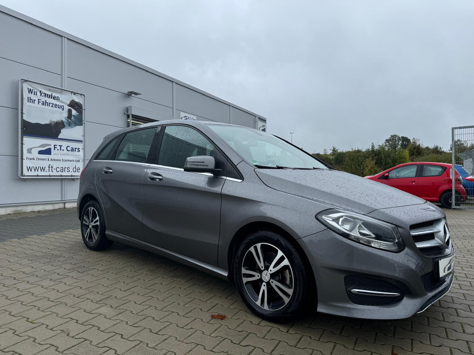 Mercedes-Benz B 200 1.6 I Klimaautomatik/LM/SHZ