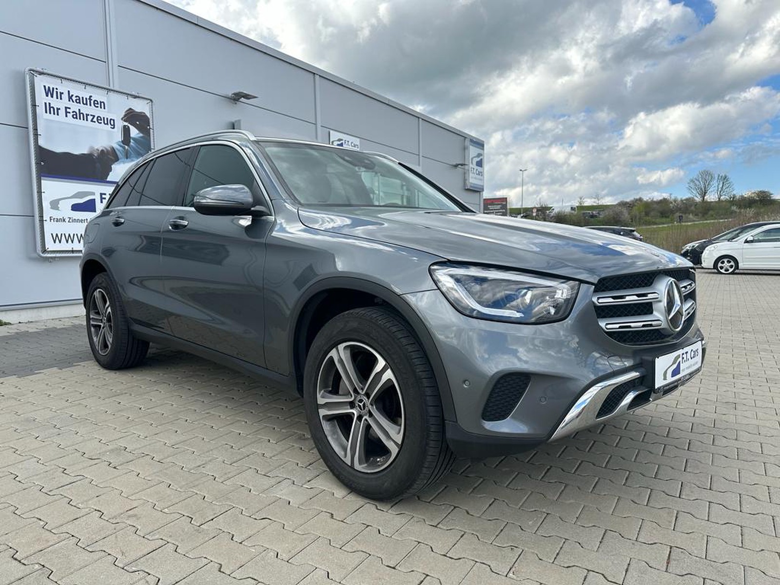Mercedes-Benz GLC 220 d 4Matic Navi/Pano/PDC+Kamera/Multi-LED