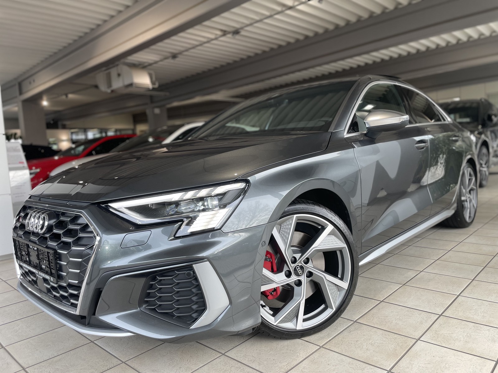 Audi S3 Limo quattro PANO,Leder,KAM,B&O,MATRIX