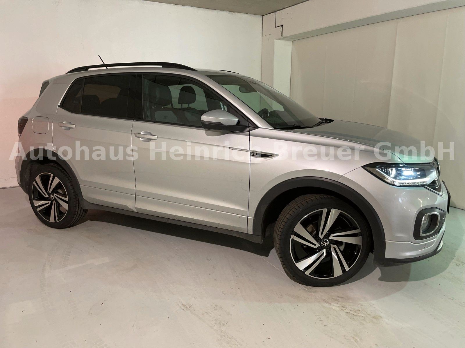 Volkswagen T-Cross R-Line 4 J. Gar,KAMERA,NAVI,ACC,Ass-Pak