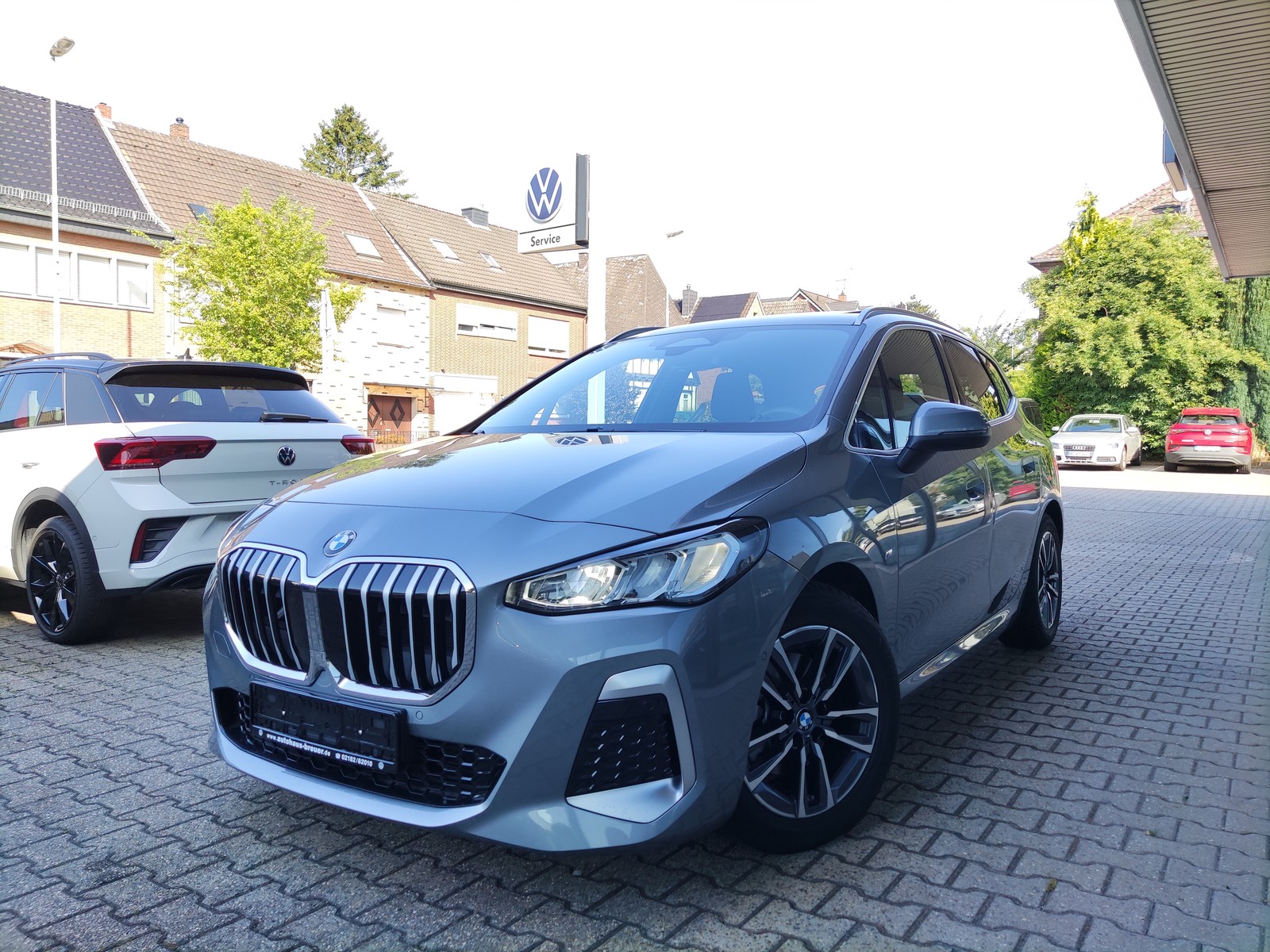 BMW 216 i M Sport PANO,NAVI,AHK,KAM,SHZ