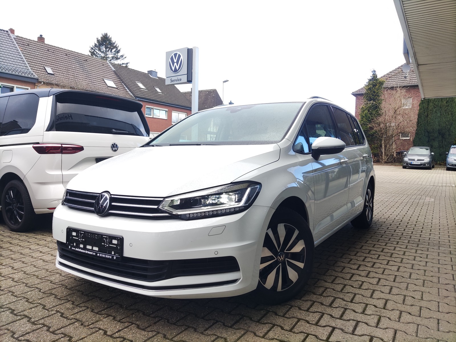 Volkswagen Touran "Move" AHK,GJR,APP,KAM,ACC,Matrix,7-Sitze