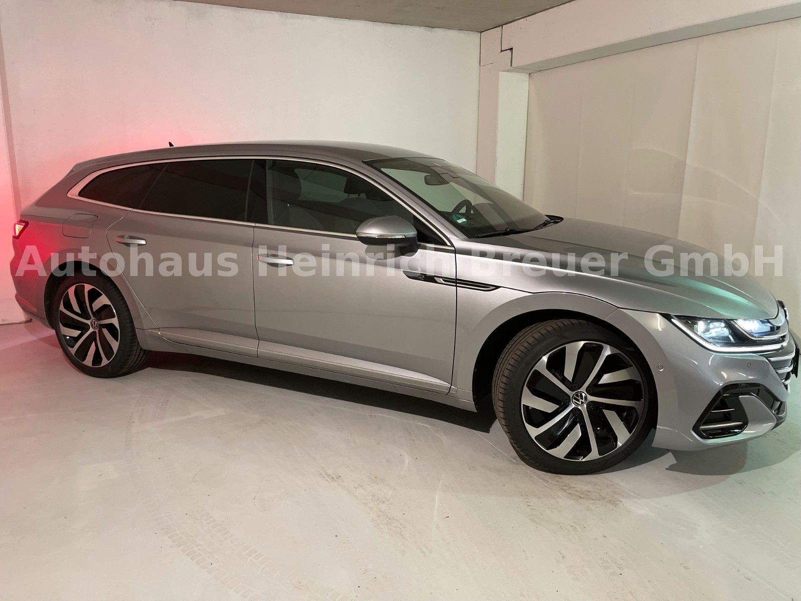 Volkswagen Arteon Shooting Brake R-Line AHK,KAM,Ass-Pak,WR