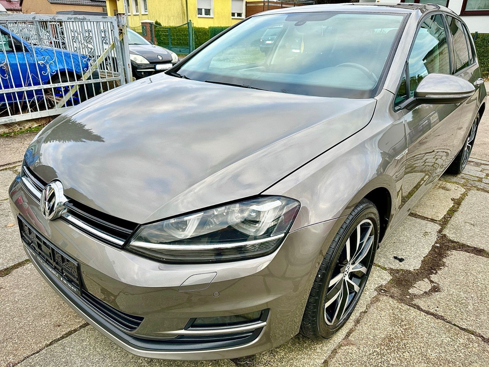 Volkswagen Golf VII 7 1.2 TSI Cup BMT Lim. * PDC * 17"LM *