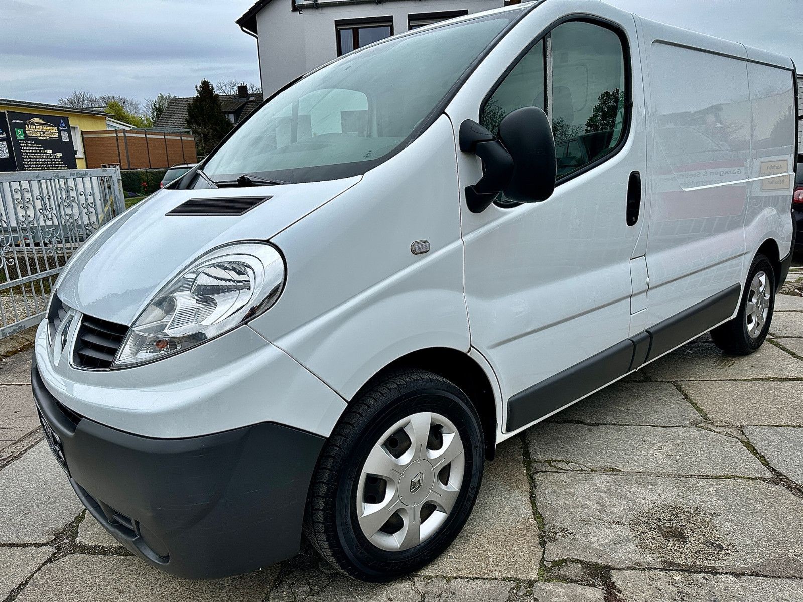 Renault Trafic 2.0 dCi Kasten L1H1 2,9t * Klima *EFH AHK