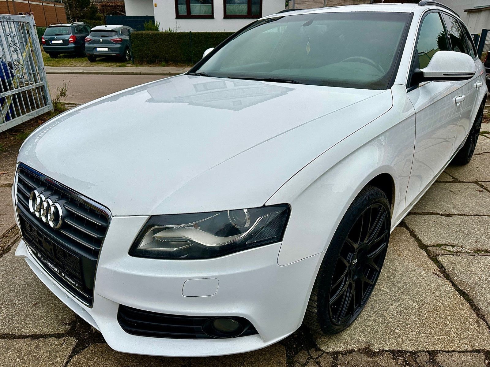 Audi A4 2.0 TFSI Avant Ambiente * Service NEU * Panor