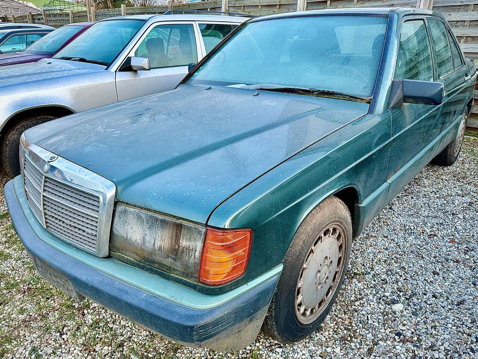Mercedes-Benz 190