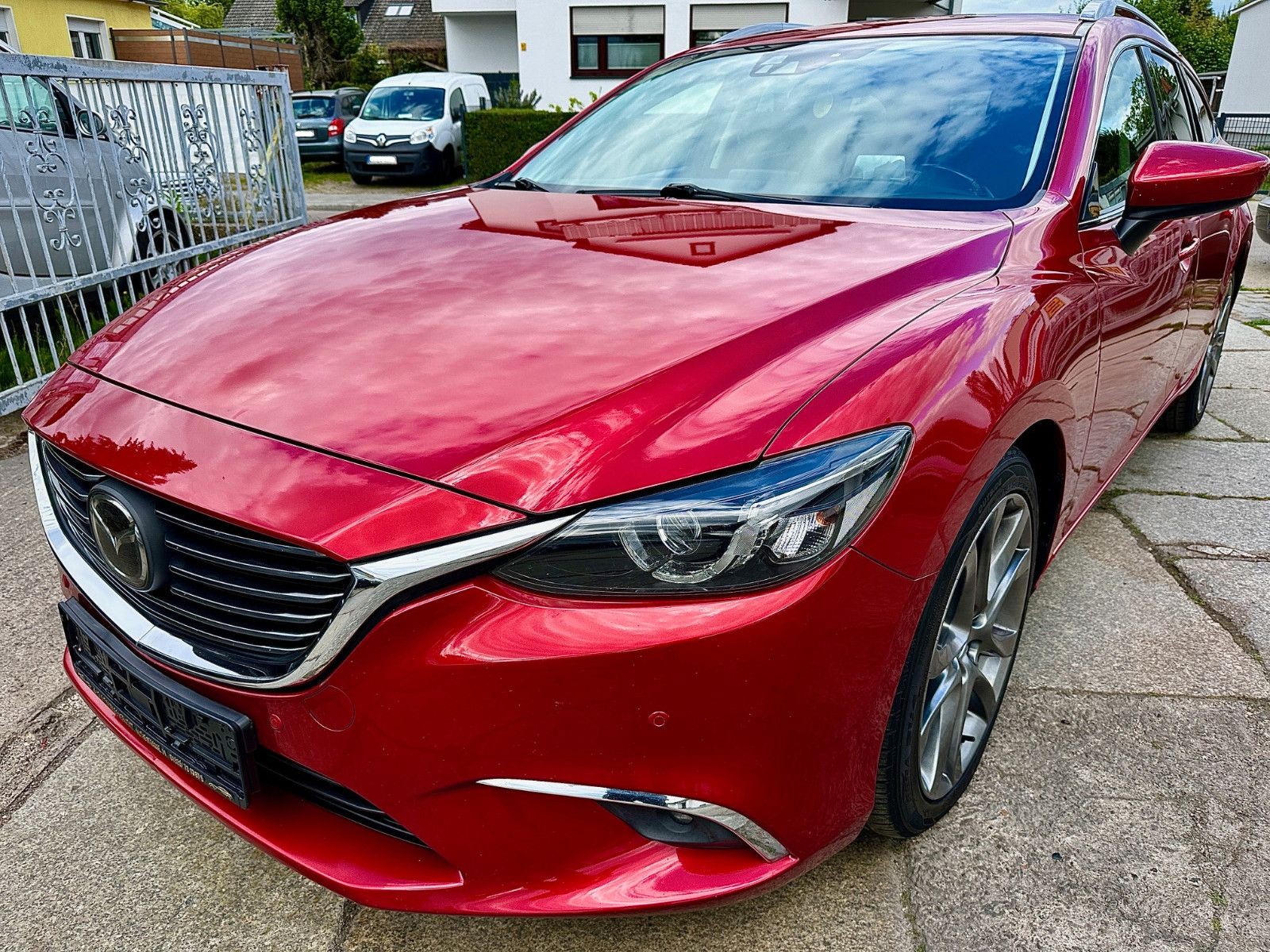Mazda 6 Kombi Sports-Line AWD * Automatik * Navi *