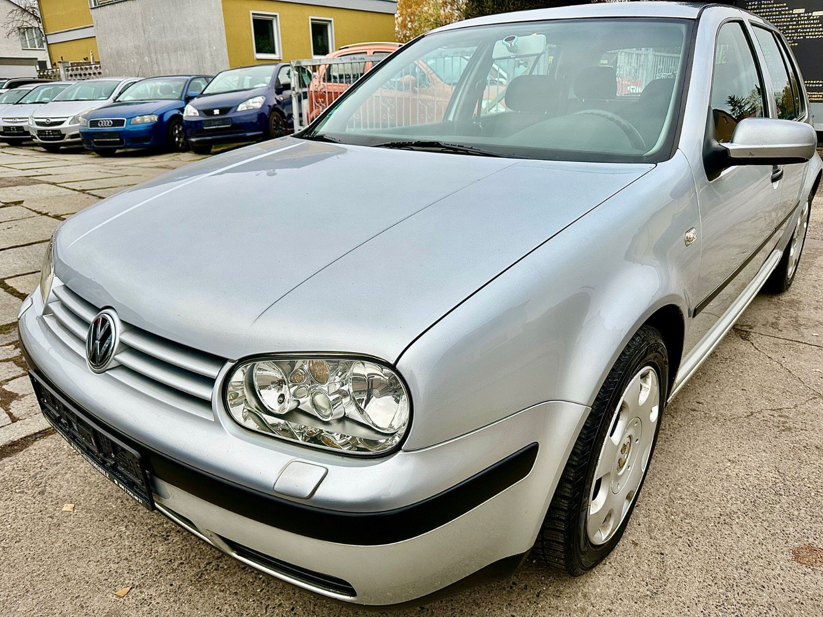 Volkswagen Golf IV 4 1.6 Lim. Edition * Service NEU * Klima
