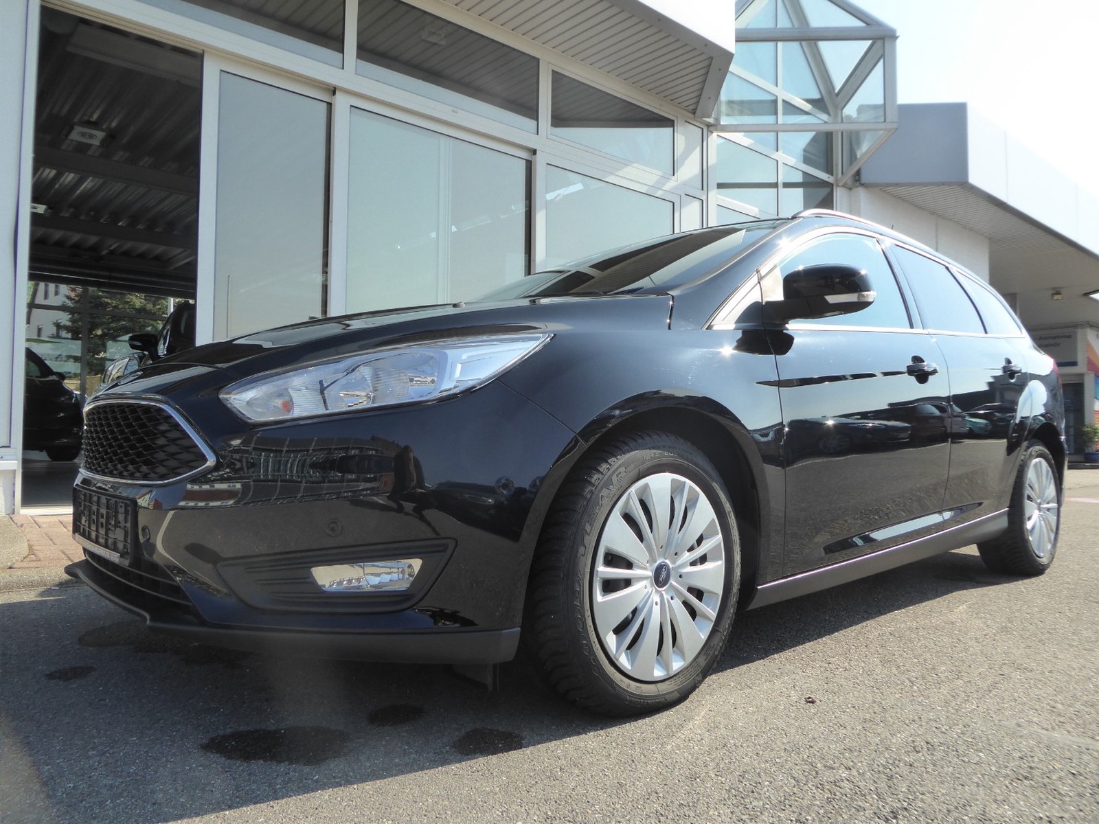 Ford Focus Turnier Business/Navi/Euro 6