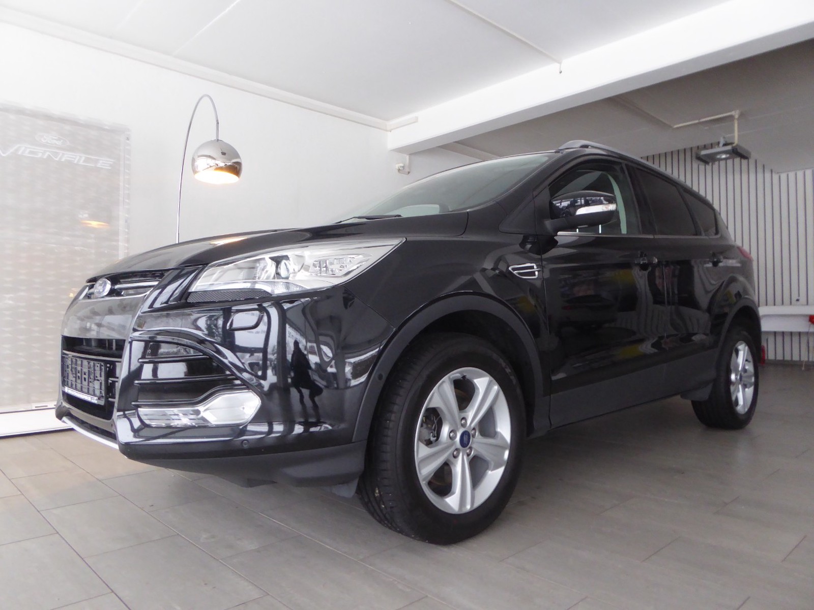 Ford Kuga Titanium/4x4/Navi/Bi-Xenon/ACC/AHK/Euro6