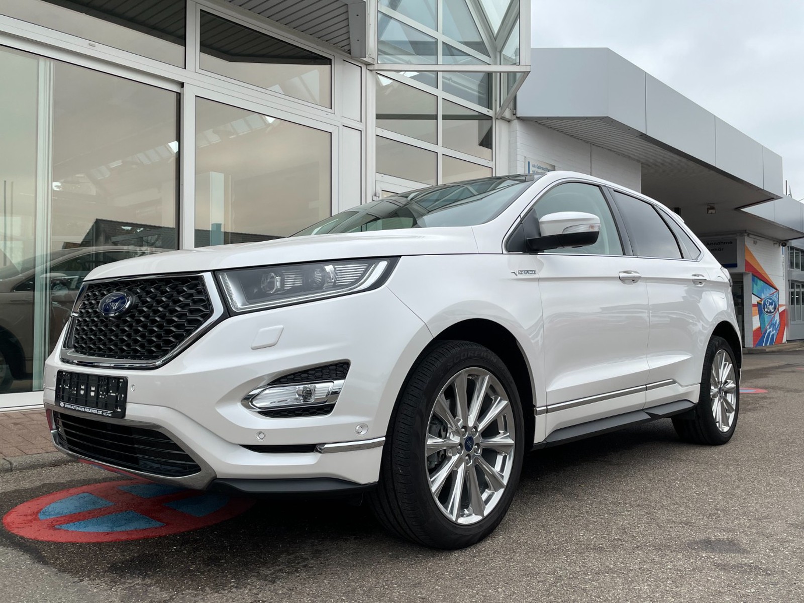 Ford Edge Vignale 4x4/Automatik/LED/Pano-Schiebedach