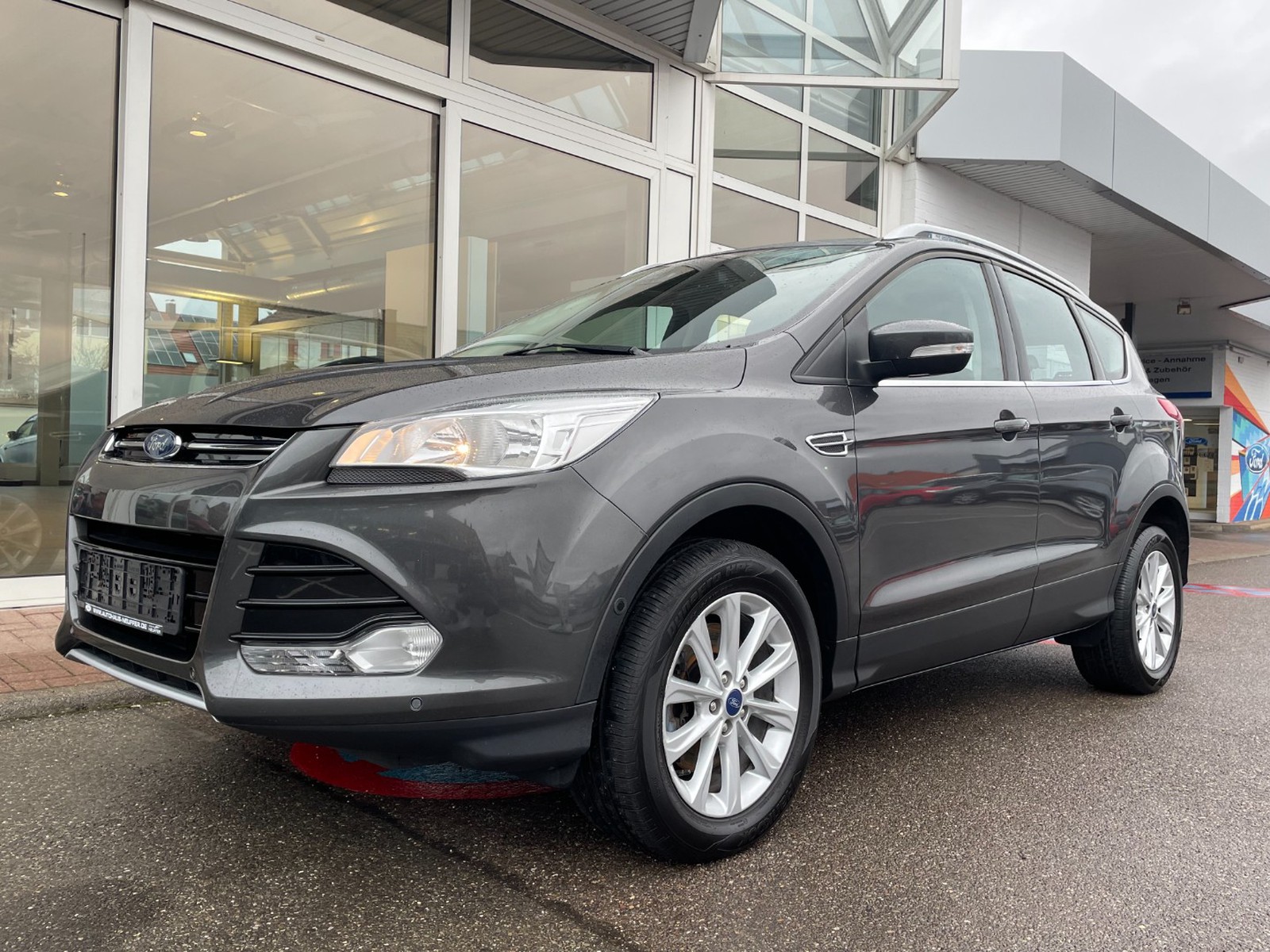 Ford Kuga Titanium/4x4/Automatik/Pano/AHK/Rfkamera