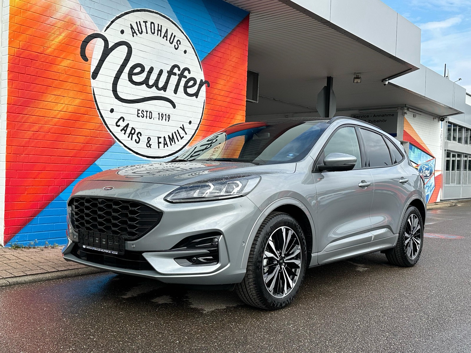 Ford Kuga Hybrid ST-Line X/Panoschiebedach/AHK schwenkbar