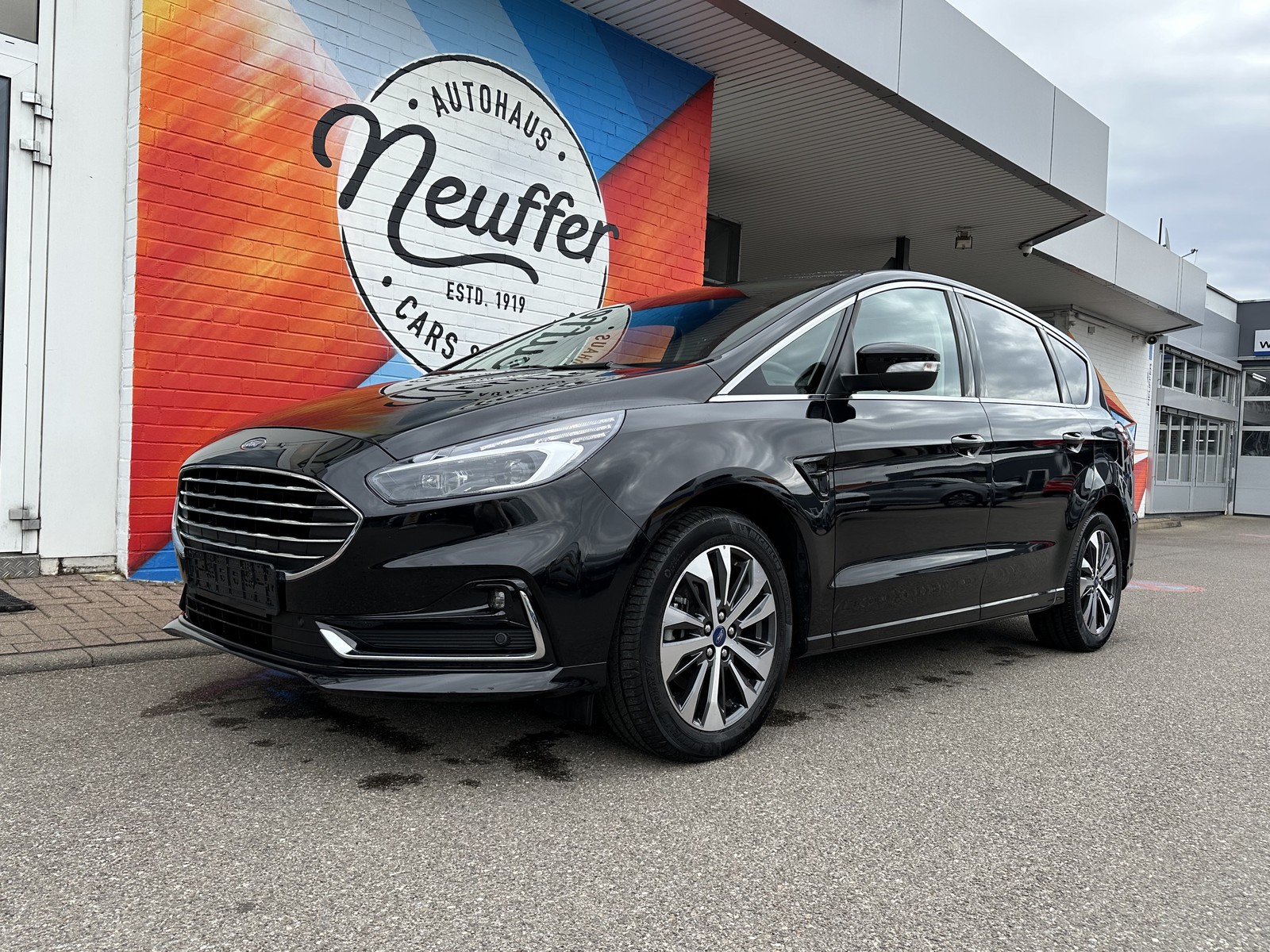 Ford S-Max Titanium Hybrid/LED/AHK/Panodach