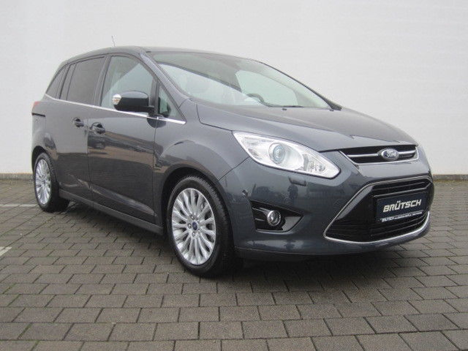 Ford Grand C Max Gebraucht Kaufen In Singen Preis Eur Int Nr Kn Tr 584 Verkauft