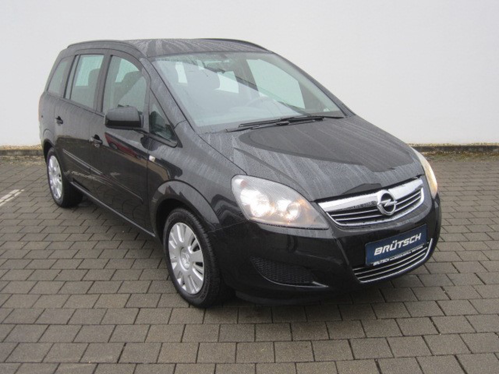 Opel Zafira B 1.6 Family KLIMA Gebraucht Kaufen In Singen Preis 12590 ...