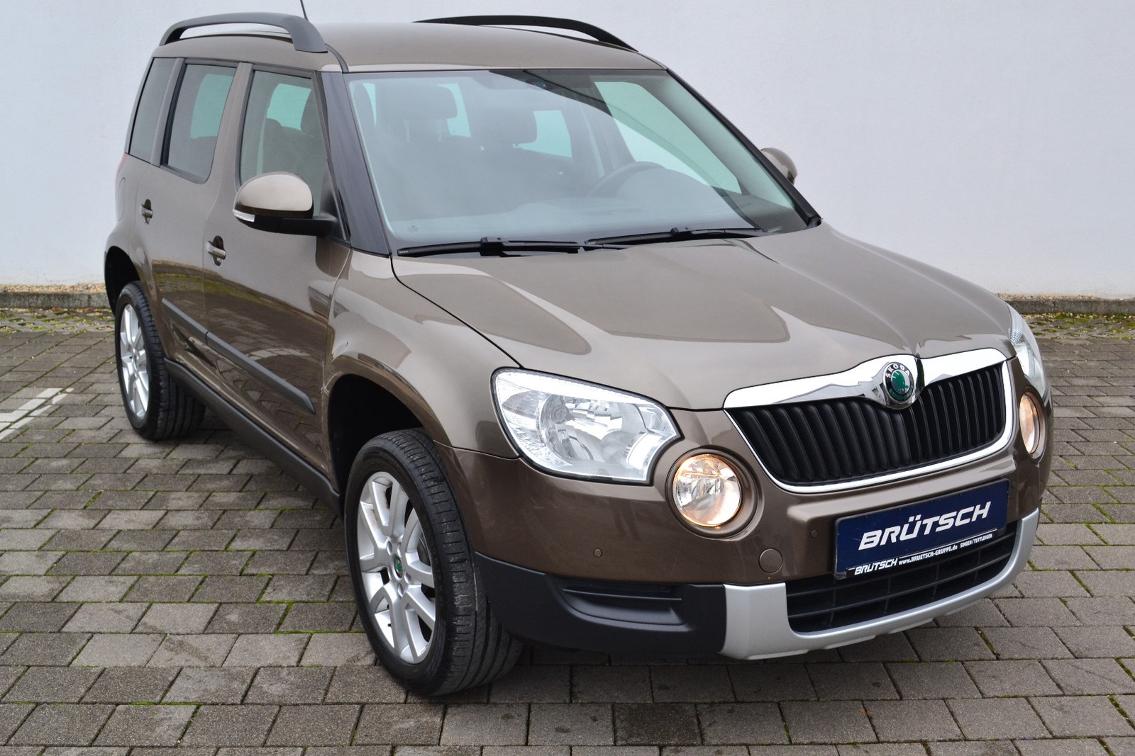 Skoda Yeti 1.4 TSI Ambition Plus Edition KLIMA / PDC gebraucht kaufen ...