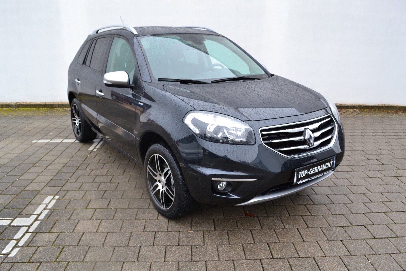 Renault Koleos 2 0 Dci 4x4 Bose Edition Klima Navi Ahk Gebraucht Kaufen In Singen Preis Eur Int Nr Tut 59 Verkauft