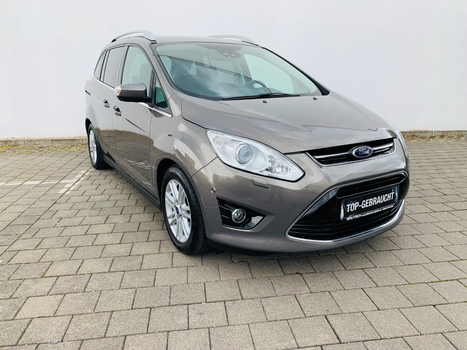 Ford Grand C Max 2 0 Tdci Titanium Xenon Winter Paket Gebraucht Kaufen In Singen Preis 100 Eur Int Nr Si 194 Verkauft