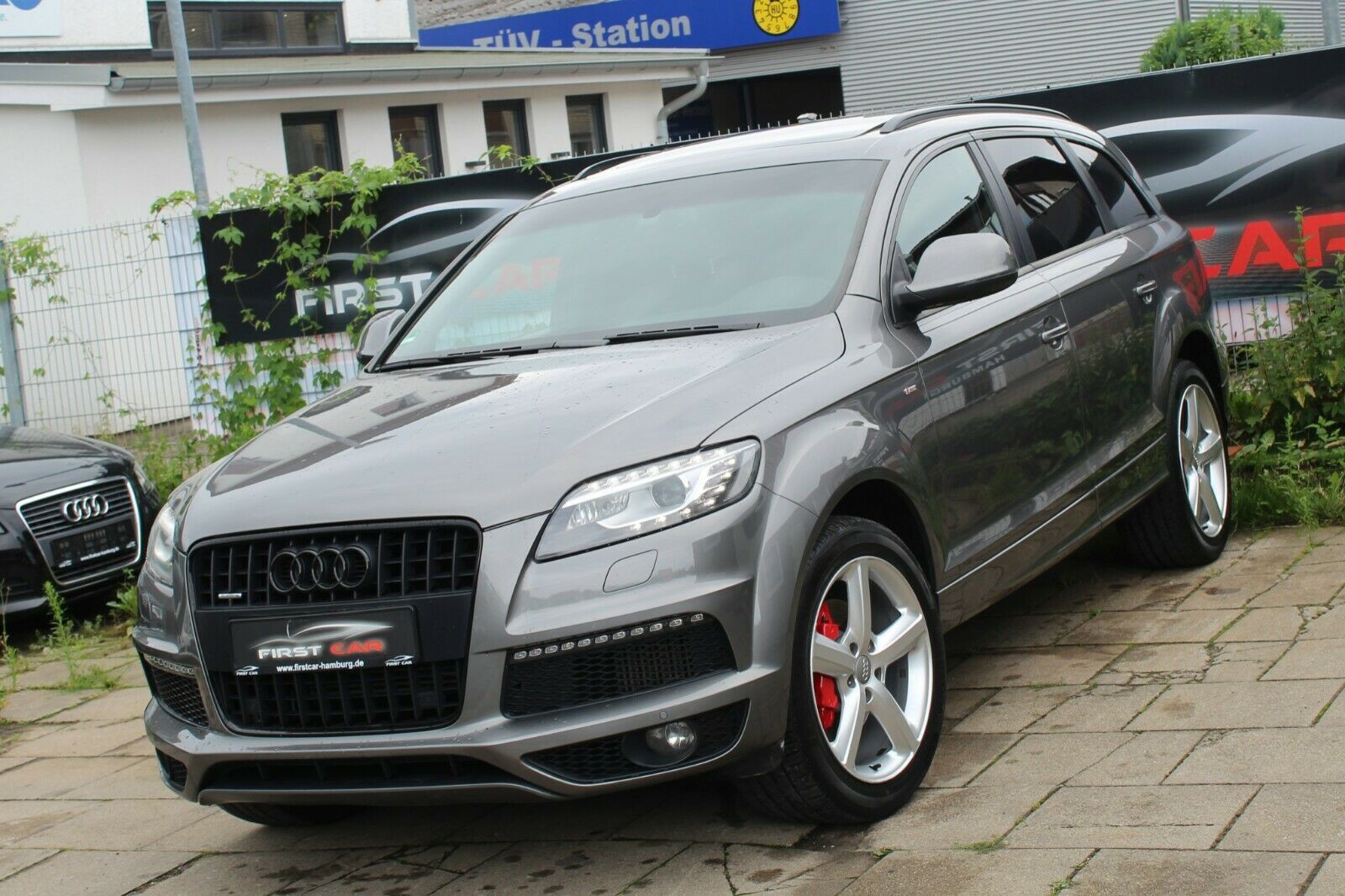 Audi Q7 3.0 TDI Quattro S-Line 7-Sitzer*PANO*AHK*MEM*