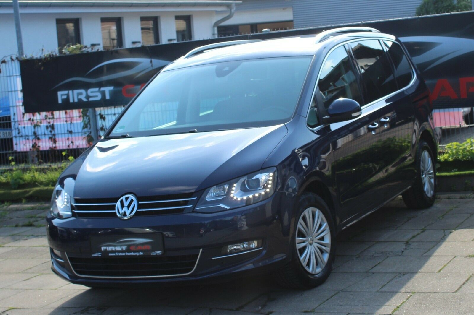 Volkswagen Sharan 2.0 TDI Highline BMT 7-Sitzer*KAMERA*SHZ