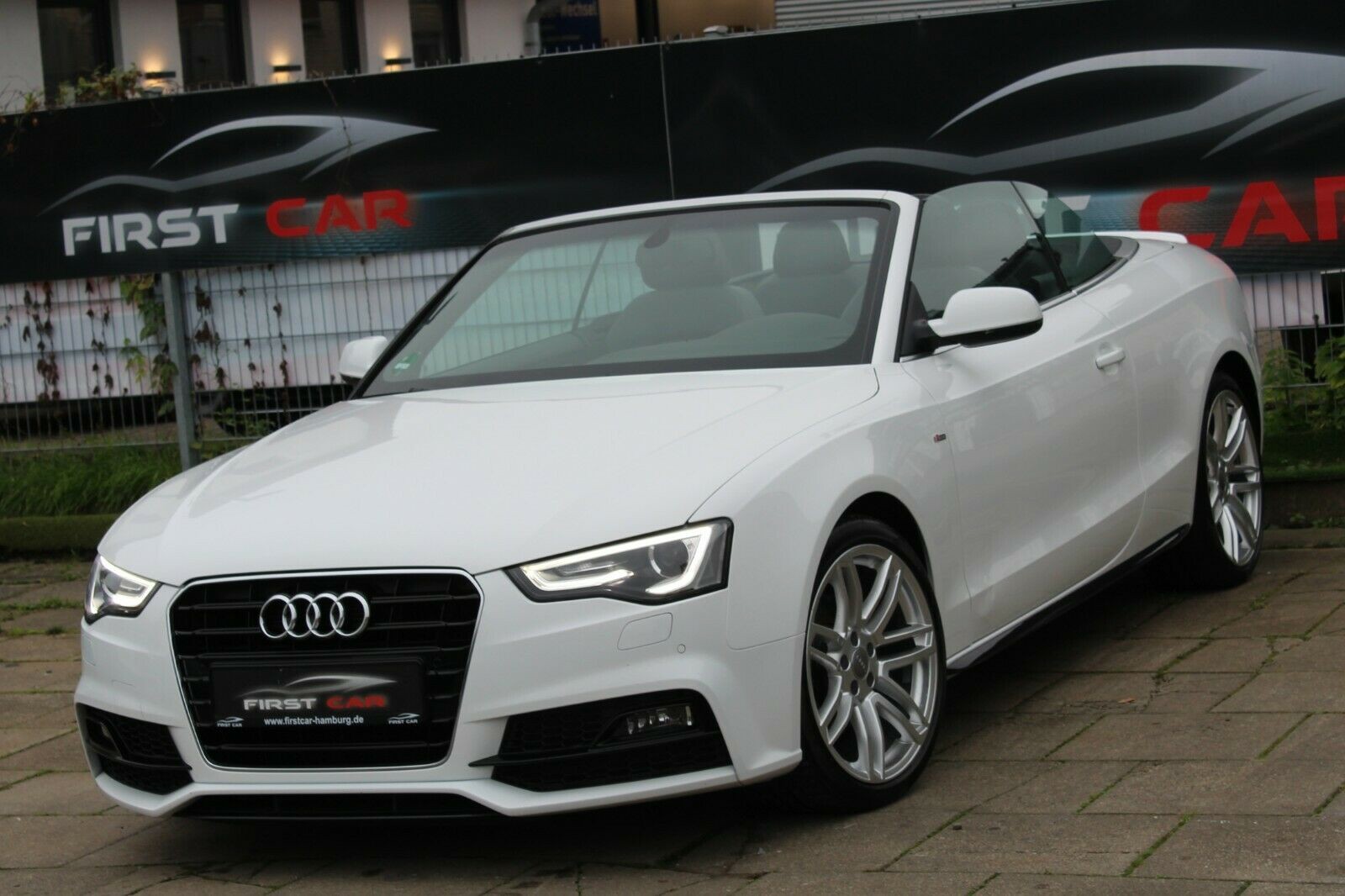Audi A5 Cabriolet 2.0 TDI S-Line*MMI*BIXENON*KEYGO*