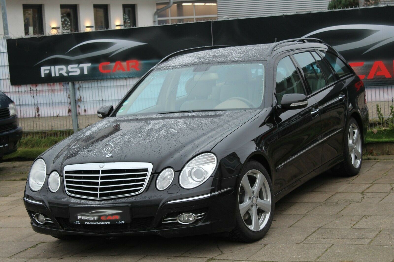 Mercedes-Benz E 220 T CDI Avantgarde*XEN*NAVI*LEDER*8FACH*TOP