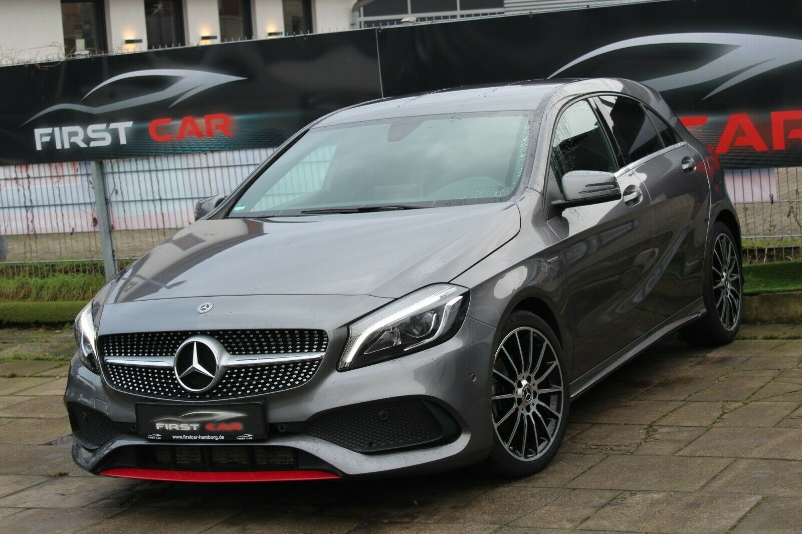 Mercedes-Benz A 180 d AMG-Line*LED*JUNGESTERNE*KEYLESS*NAVI