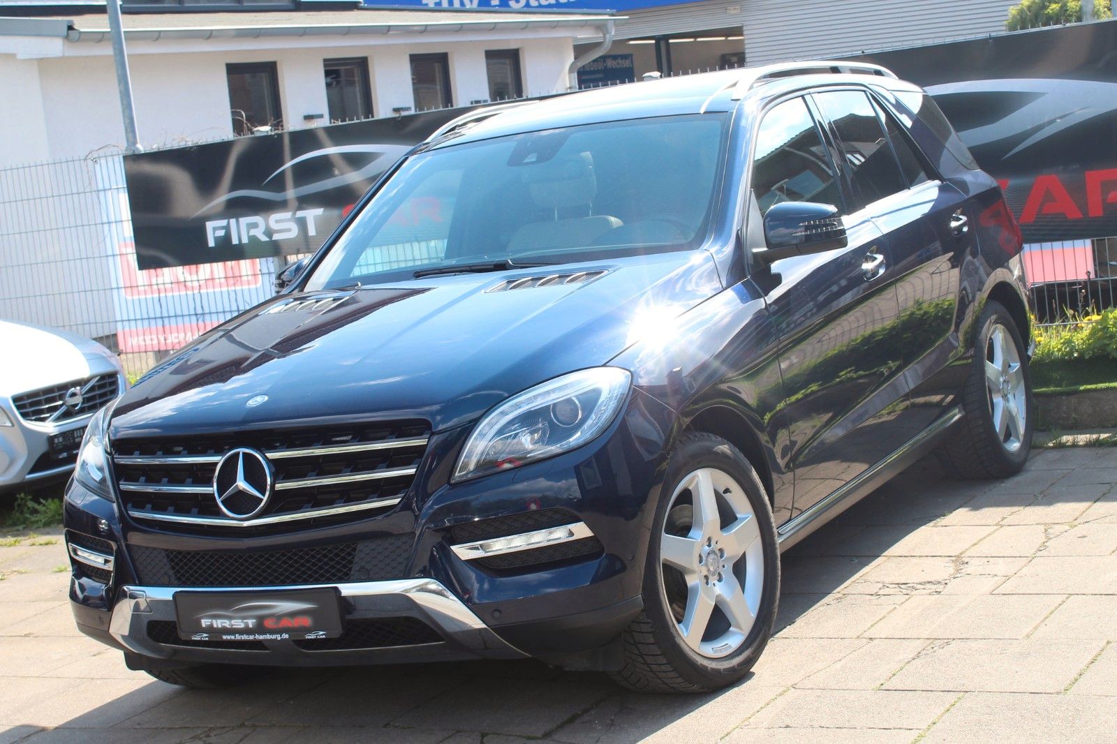 Mercedes-Benz ML 350 CDI BlueTEC 4Matic*PANORAMA*AHK*KEYLESSGO