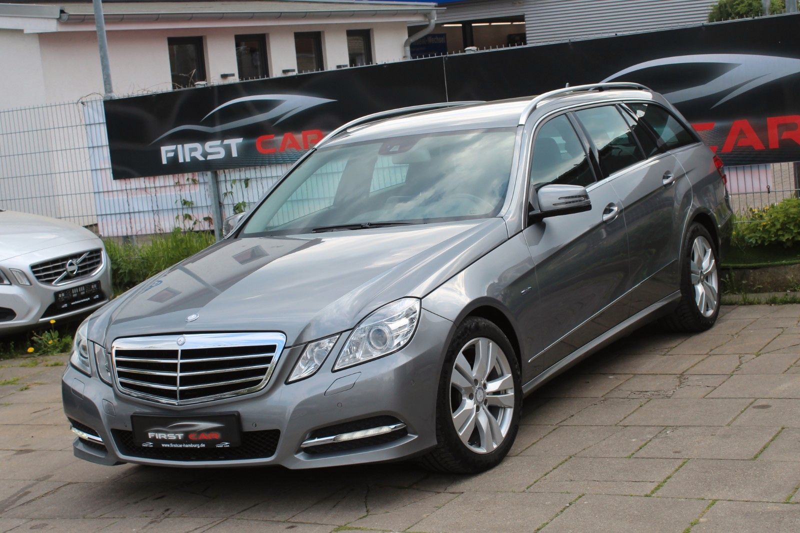 Mercedes-Benz E 250 T CDI BlueEfficiency Avantgarde*AHK*BIXEN*