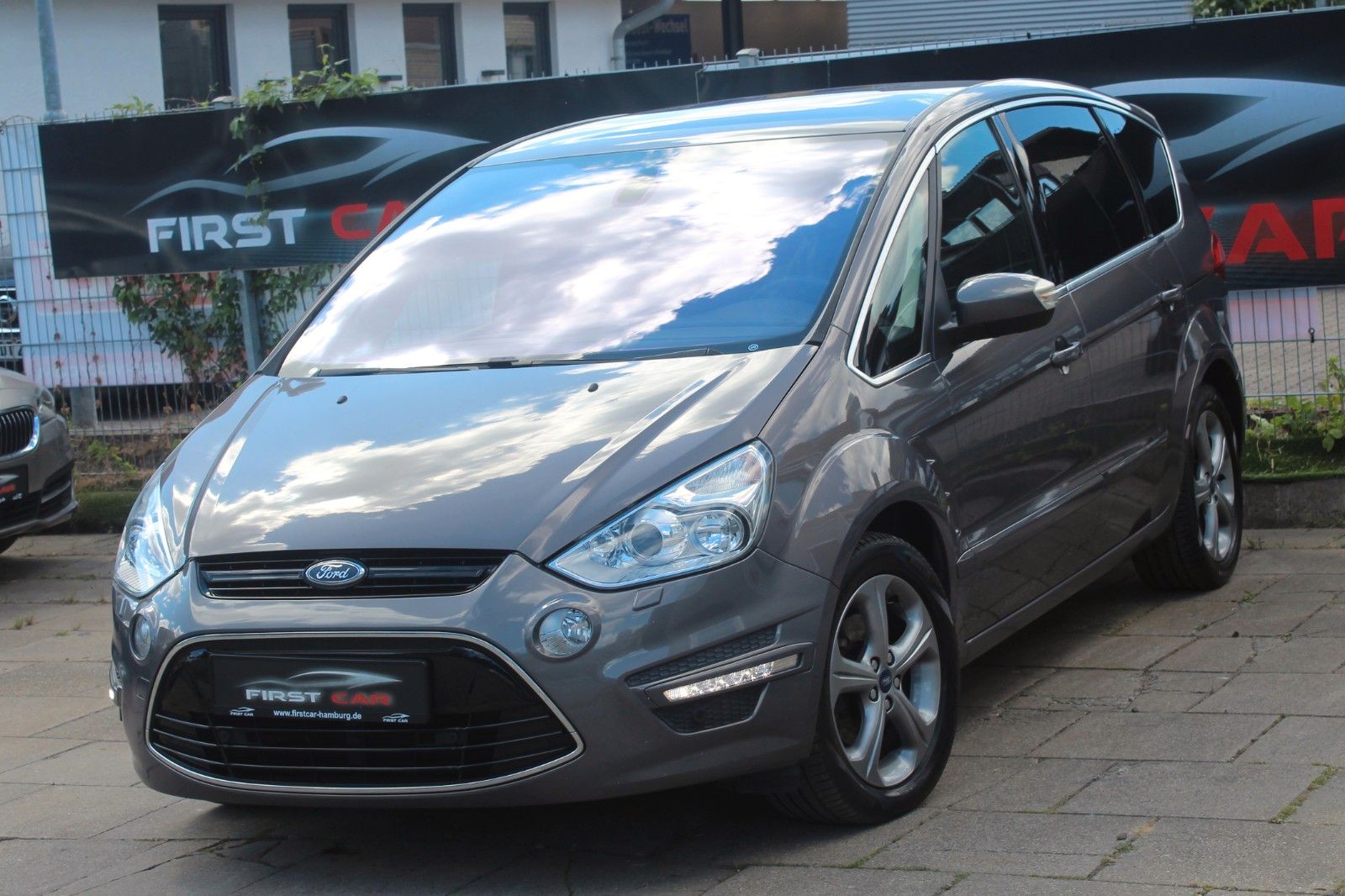 Ford S-Max 2.0 TDCi Titanium*PANO*AHK*BIXENON*MEMORY*