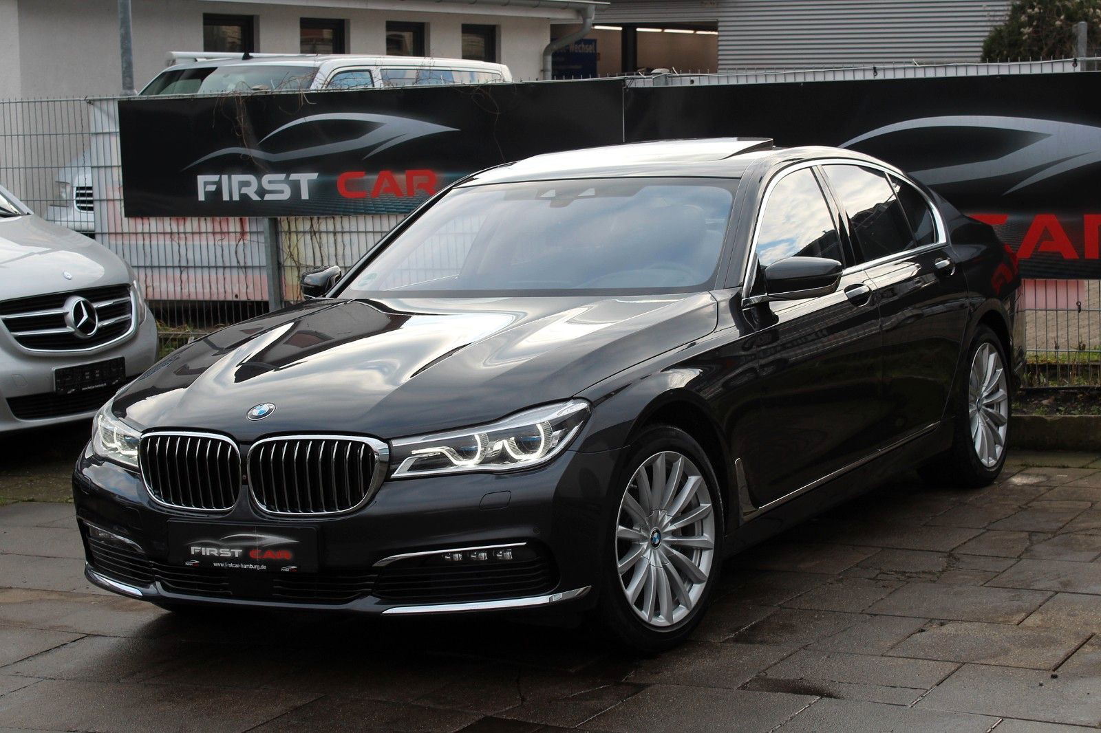 BMW 740