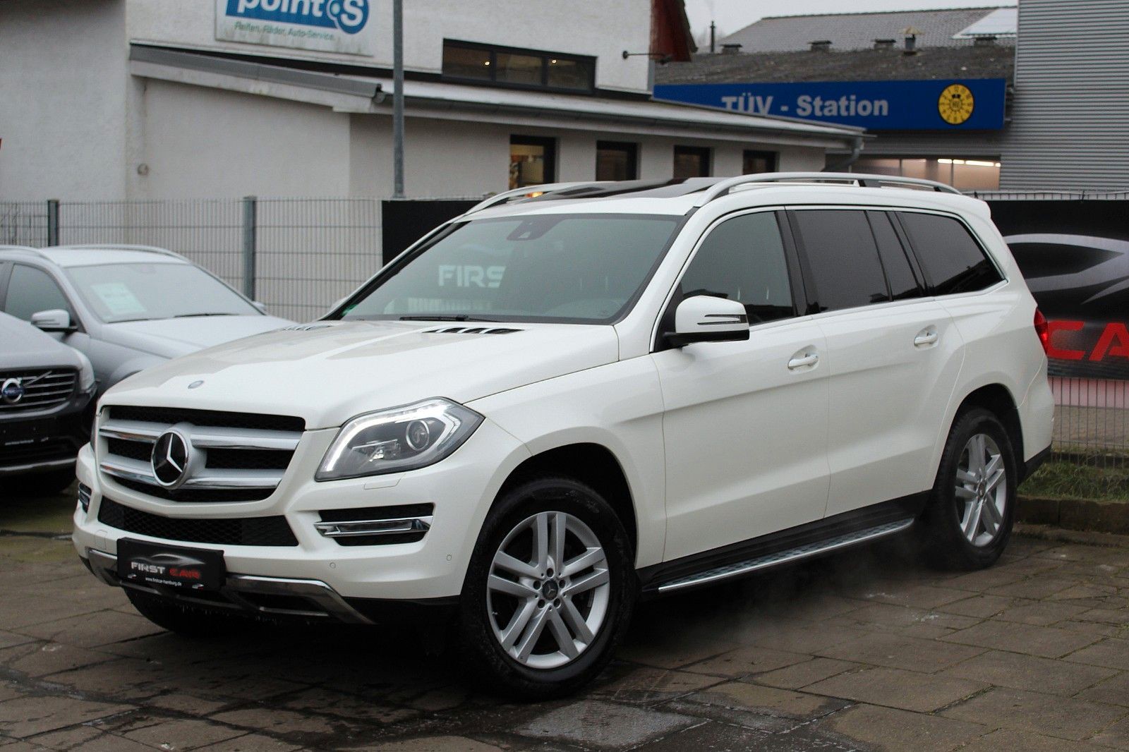 Mercedes-Benz GL 350 BlueTec 4Matic 7-Sitze Designo|PANO|AHK|