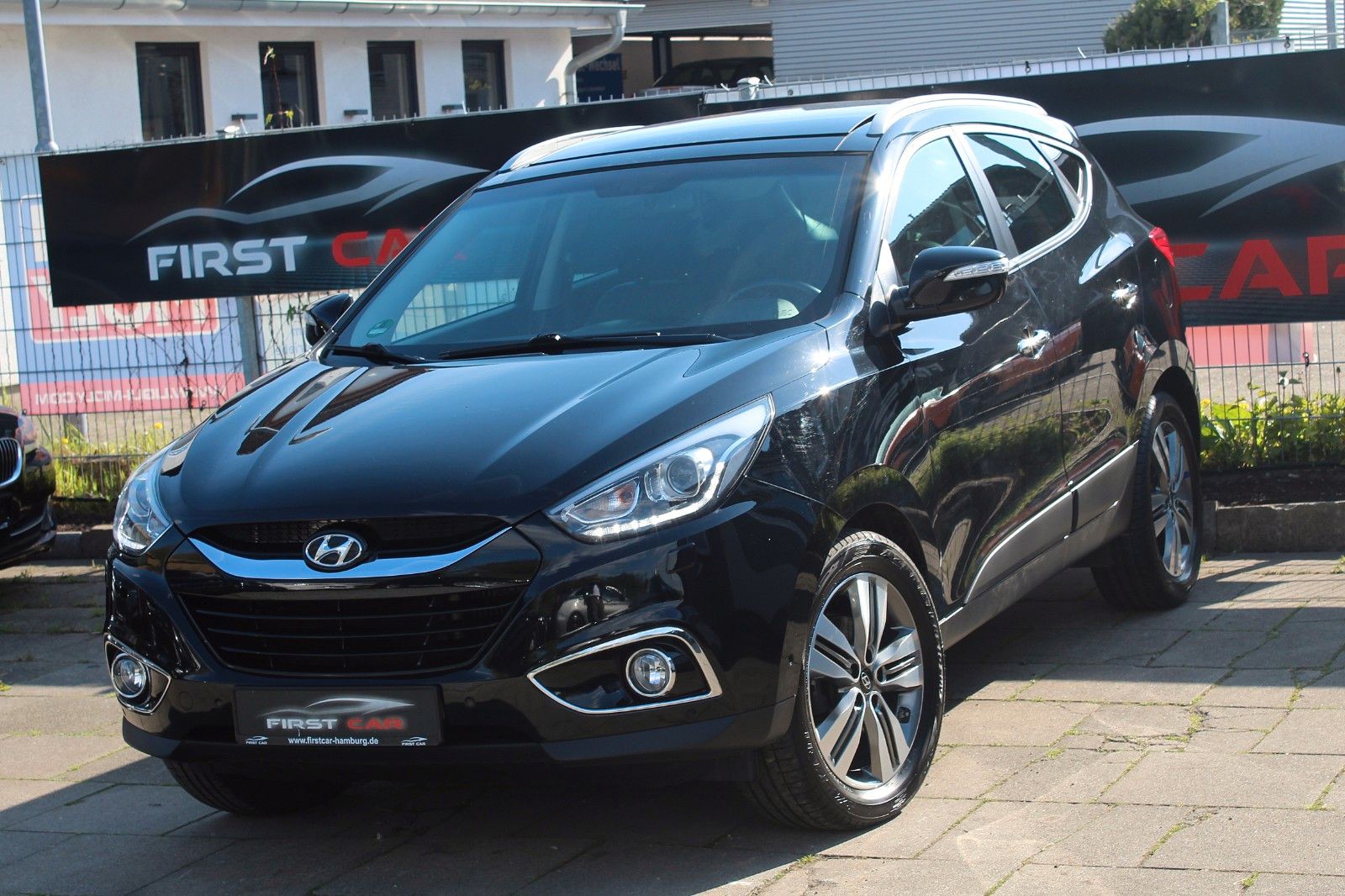 Hyundai ix35 Style AWD*PANO*KAMERA*BIXENON*SHZ*LEDER*TÜV