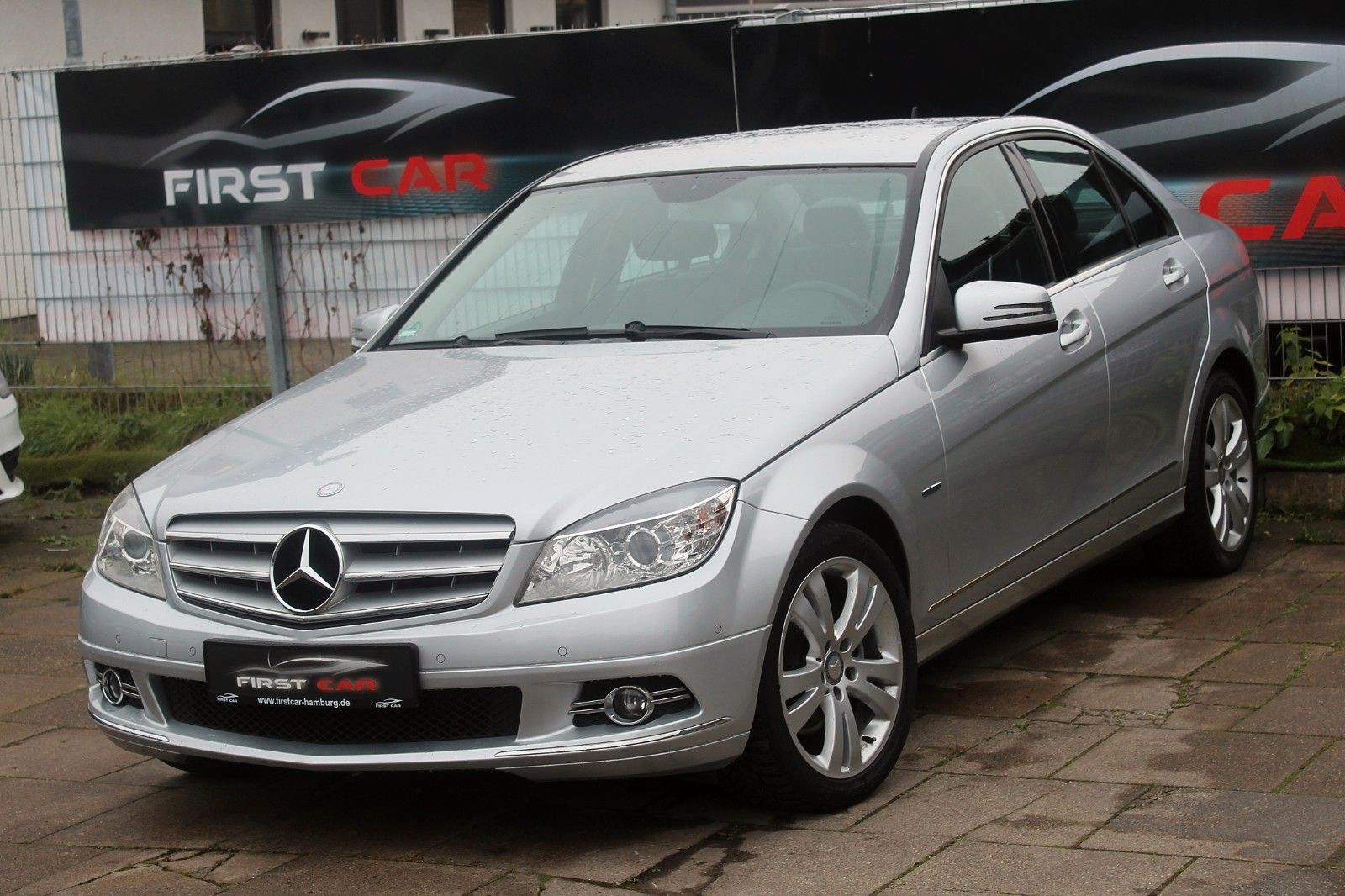 Mercedes-Benz C 220 CDI BlueEfficiency Avantgarde Automatik