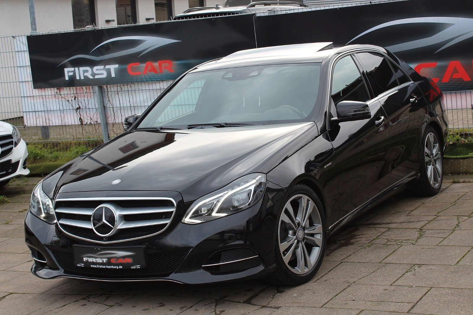 Mercedes-Benz E 400 Exclusiv*ALCANTARA*360°*DTR+*MEMORY*LED*F1