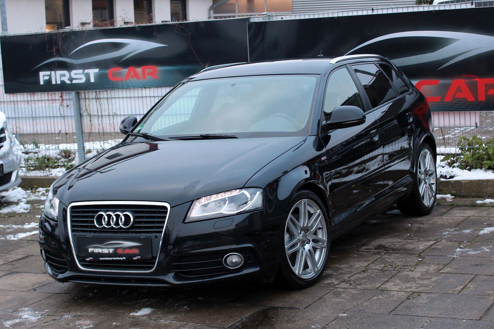 Audi A3 Sportback 2.0 TDI S-Line Plus*XENON*NAVI*1-HD