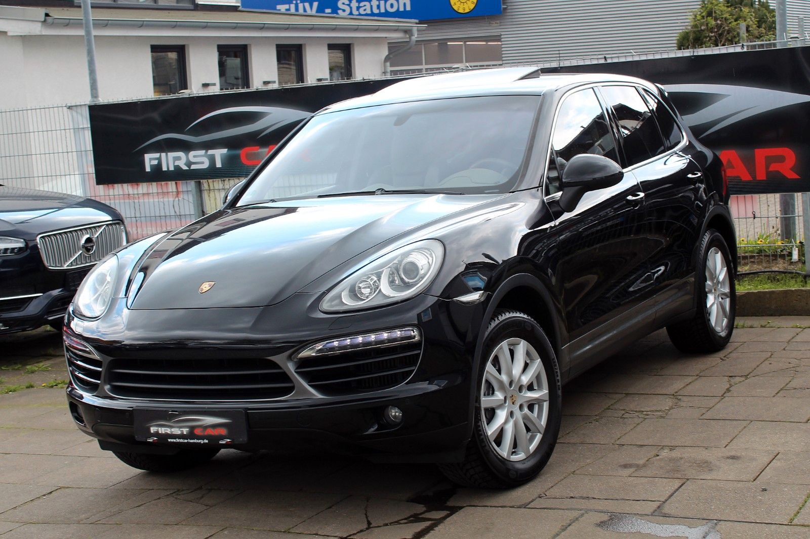 Porsche Cayenne Diesel*AHK*STANDHZ*SCHIEBED.*BIXEN*NAVI*