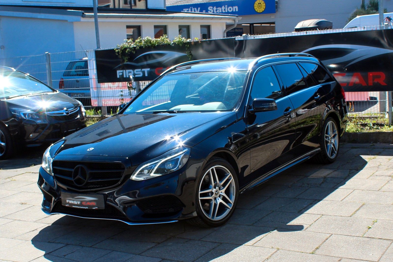 Mercedes-Benz E 300 T CDI BlueTEC AMG-Line*LED*TOTWINK:*COMAND
