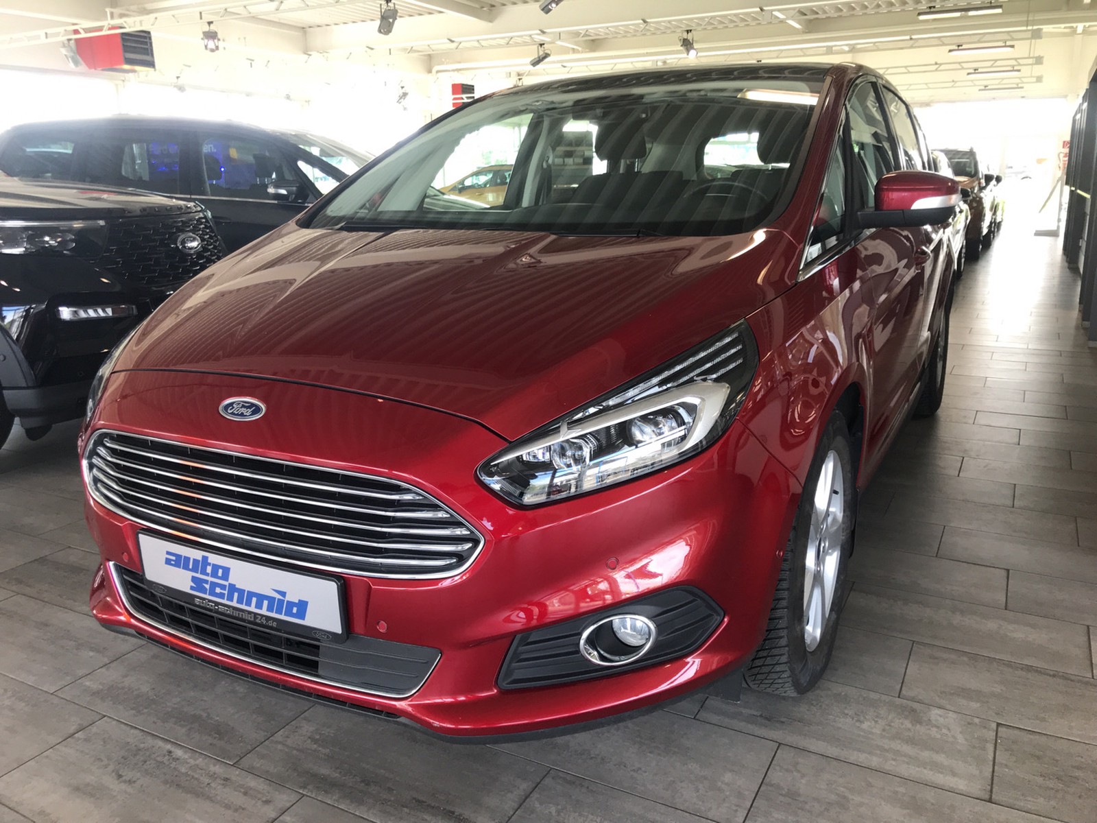 Ford S-Max Titanium
