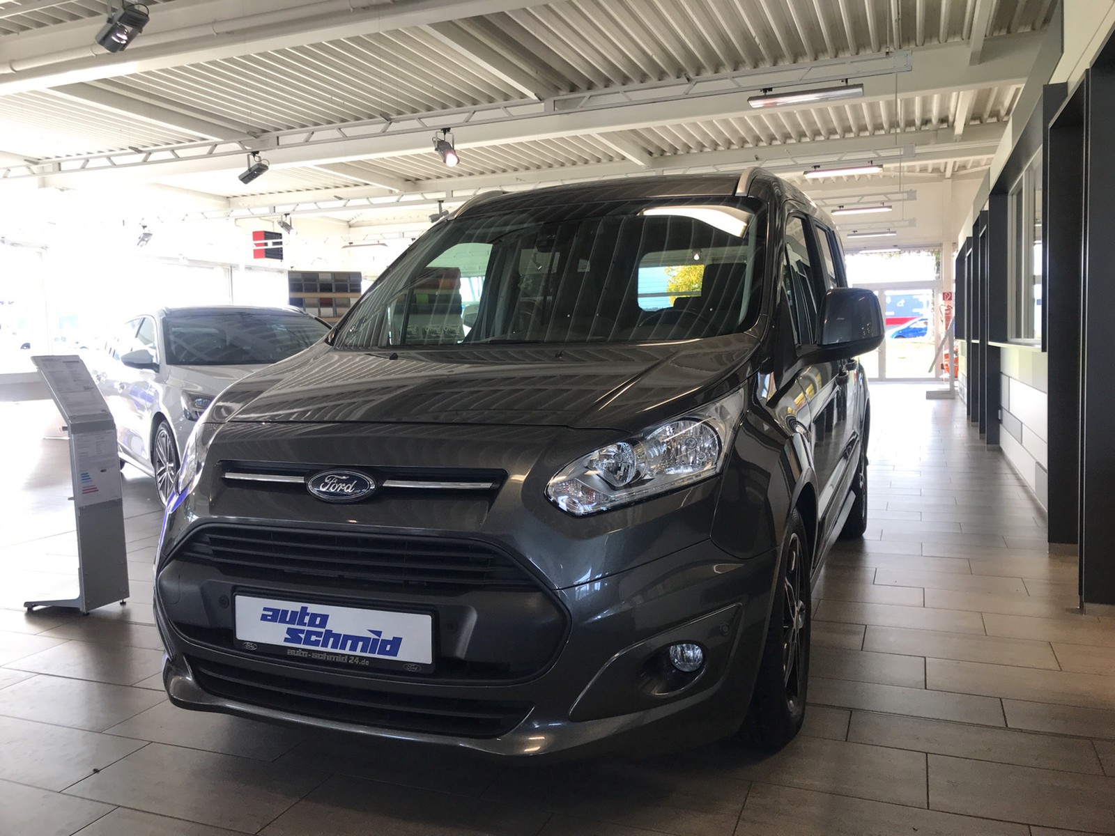 Ford Tourneo Connect Titanium