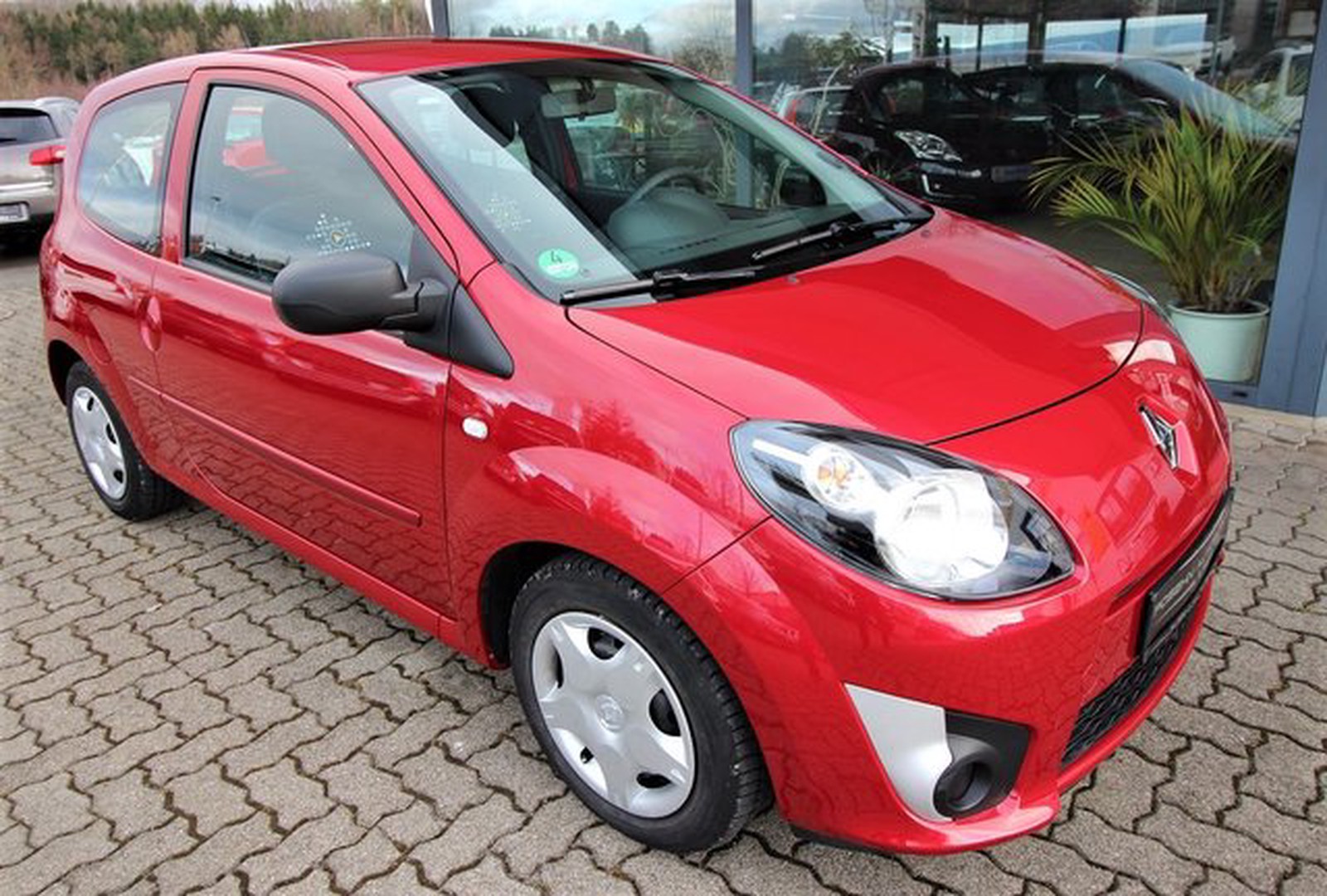 Renault Twingo 1 2 16v 75 Yahoo Klima Metallic Gebraucht Kaufen In Hechingen Bechtoldsweiler Preis 4450 Eur Int Nr 1270 Verkauft