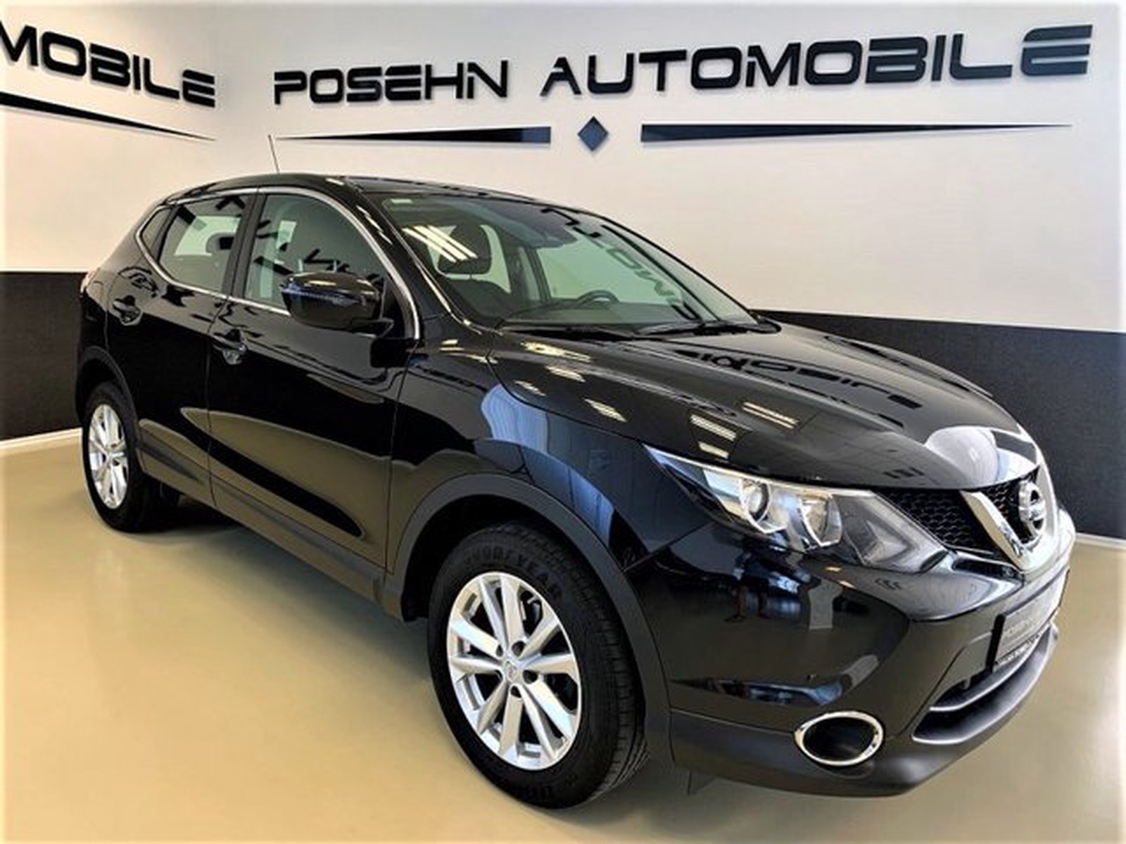 Nissan Qashqai 1 6 Dci Aut Acenta Eu 6 Ahk Navi Kamera Gebraucht Kupit V Hechingen Bechtoldsweiler Cena Eur Int Nr 2670 Prodano